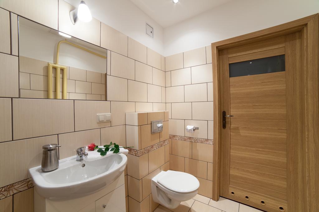 Place 4 You Apartments Krasków Δωμάτιο φωτογραφία