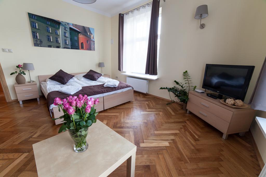 Place 4 You Apartments Krasków Δωμάτιο φωτογραφία