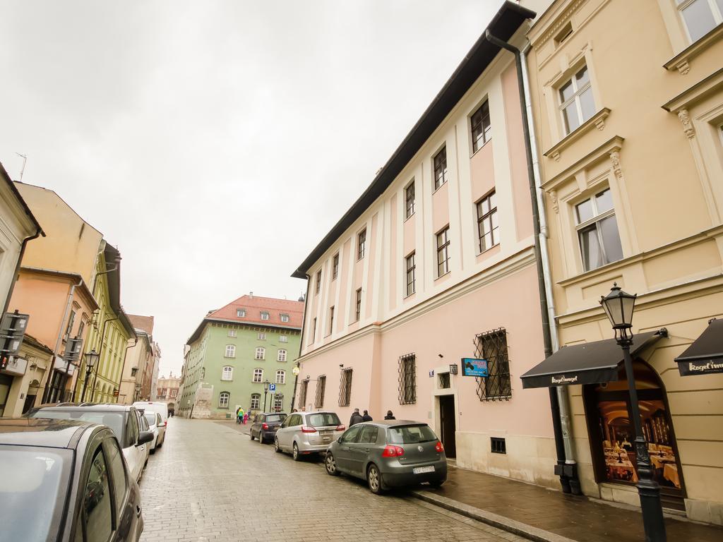 Place 4 You Apartments Krasków Εξωτερικό φωτογραφία