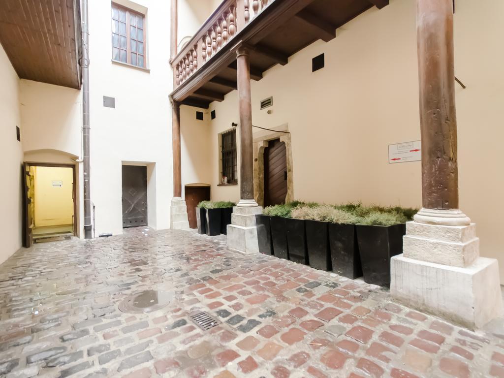 Place 4 You Apartments Krasków Εξωτερικό φωτογραφία
