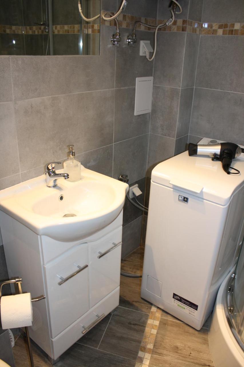 Place 4 You Apartments Krasków Εξωτερικό φωτογραφία